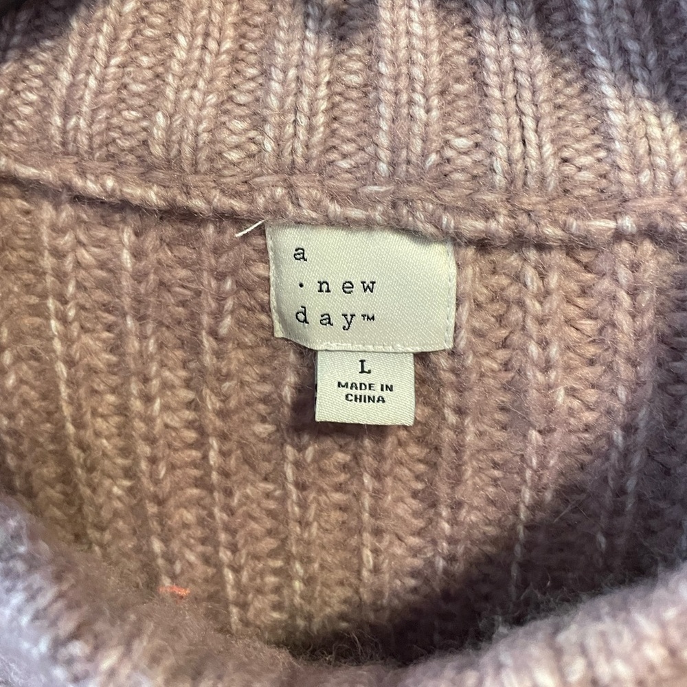 Mauve Cable Knit Sweater - Picture 2 of 4